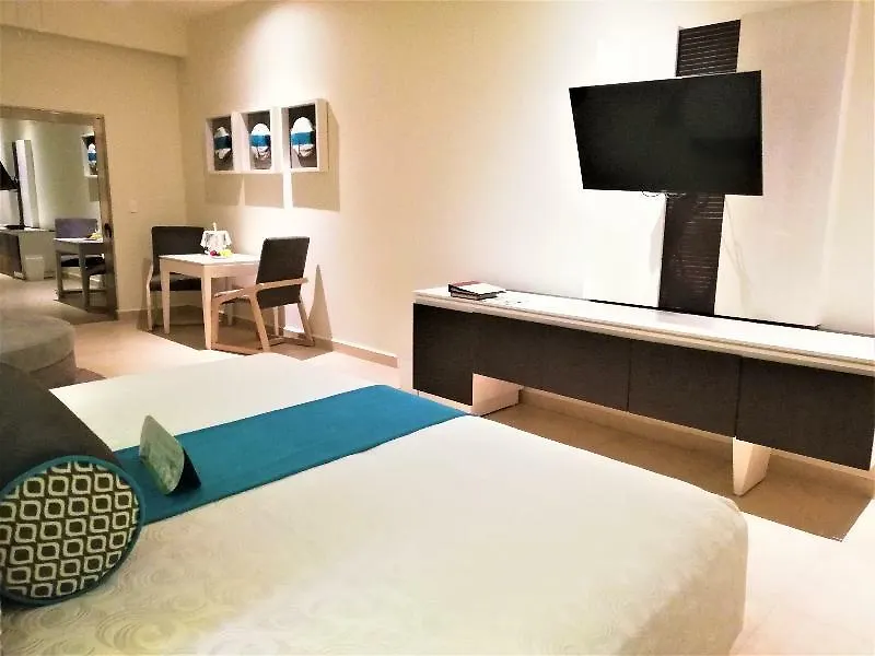 El Dorado Seaside Suites, Catamaran, Ecoturistic Ranch, All & More Inclusive - Adults Only Xpu Ha 5*,